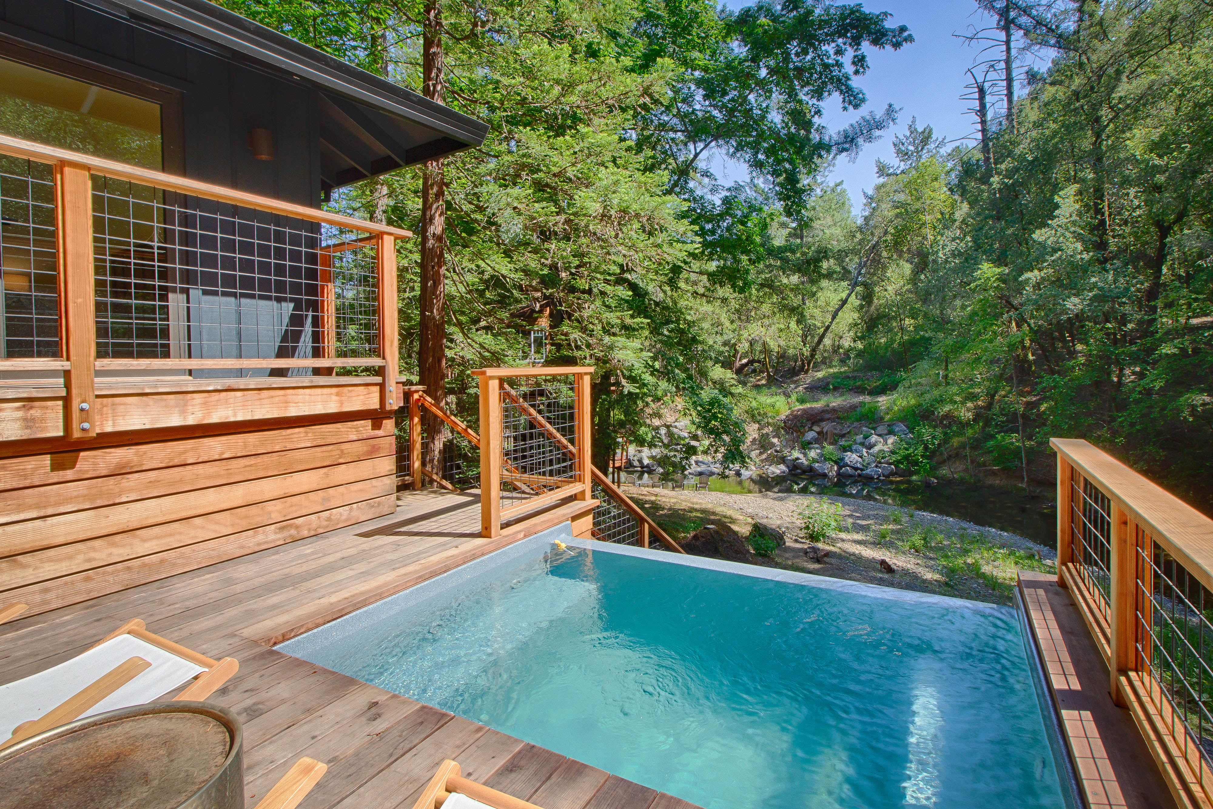 The private heated plunge pool overlooking Mill Creek